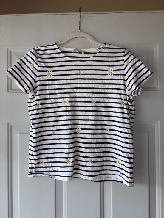 Sezane Tops - Sezane striped embroidered daisies top size XS